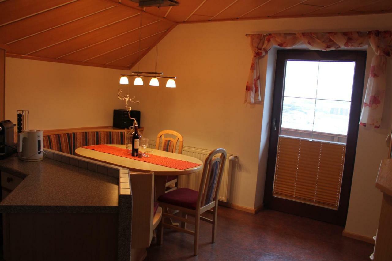 Neumann Ferienwohnung Fanning Mariapfarr Exterior photo